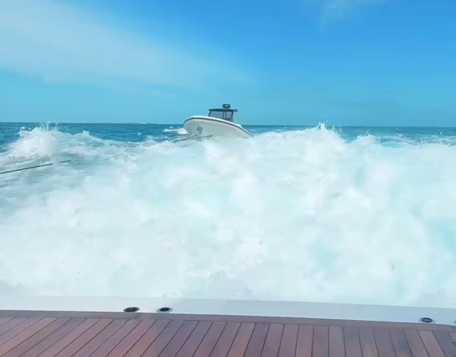 Superyacht Tender towing advanced tow protection chase boat