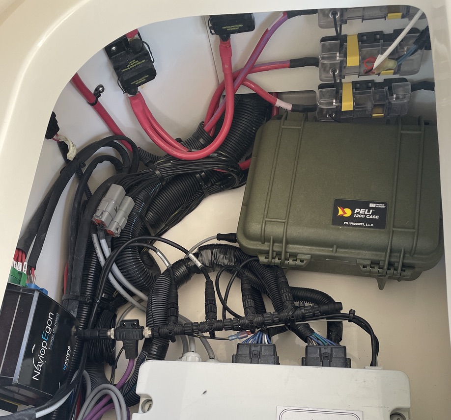 yacht trace tender side hidden in the chase boat