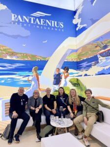 yacht Trace chaseboat towing and anti theft